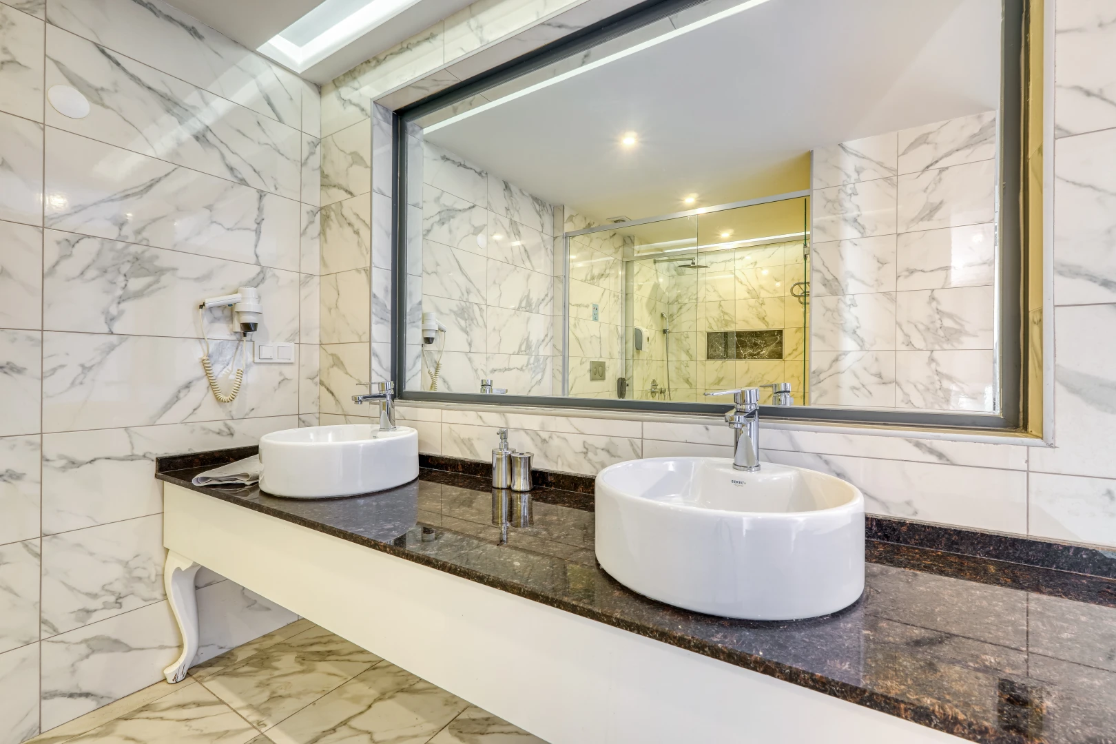 Suit Zimmer